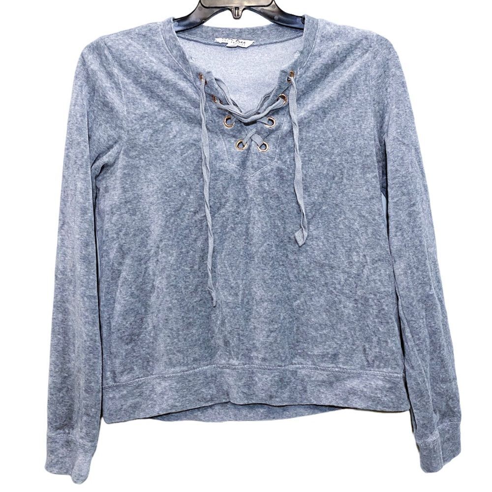 Love Tree Gray Velvet Lace Up V-Neck Sweater Gold Accents | Women's Medium